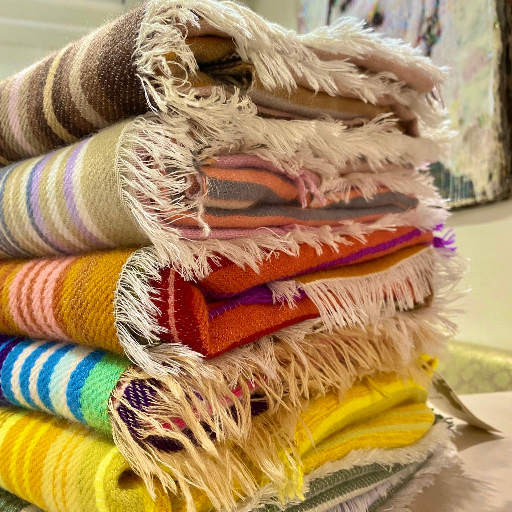 The Holy Goat | Mulitcolor | farbige Streifen | Plaid